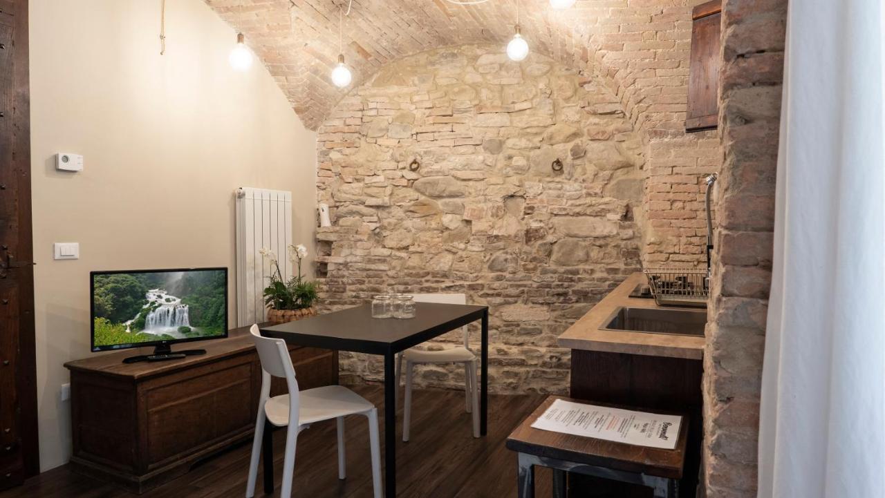 ペルージャ"Casa Del Pincetto" Centro Storicoアパートメント エクステリア 写真