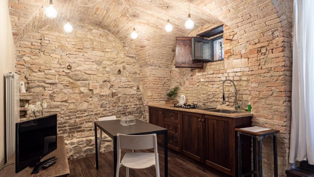 ペルージャ"Casa Del Pincetto" Centro Storicoアパートメント エクステリア 写真
