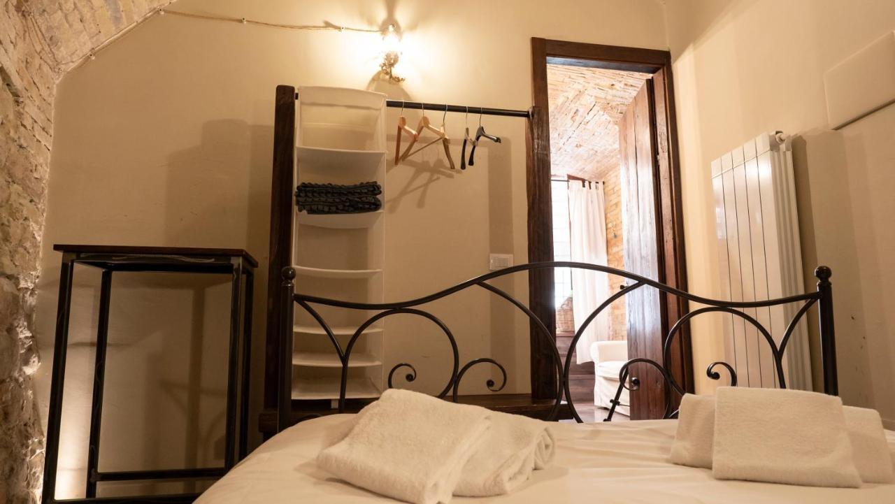 ペルージャ"Casa Del Pincetto" Centro Storicoアパートメント エクステリア 写真