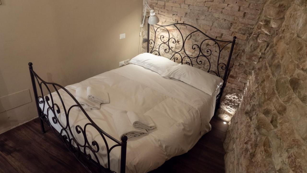 ペルージャ"Casa Del Pincetto" Centro Storicoアパートメント エクステリア 写真